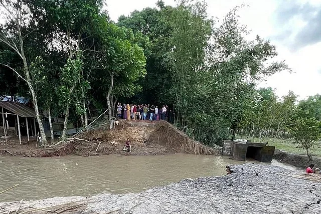 ব্রাহ্মণবাড়িয়ার আখাউড়ায় বন্যার পানি কমার পরের অবস্থা। উপজেলার ইটনা ও খলাপাড়া গ্রামে সম্প্রতি তোলা